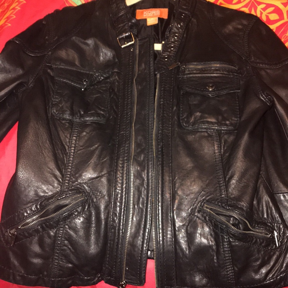 Jacket - Picture 1 of 8